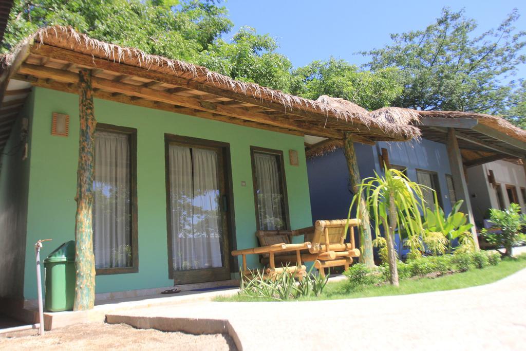 Maha Putri Bungalows Gili Trawangan Room photo