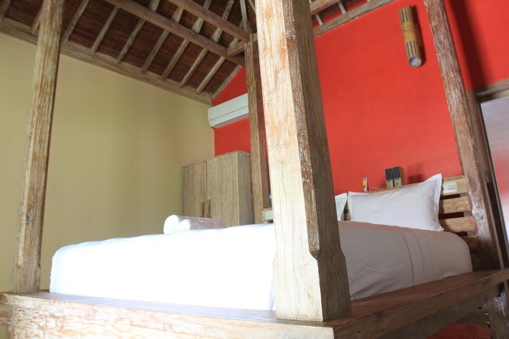 Maha Putri Bungalows Gili Trawangan Room photo